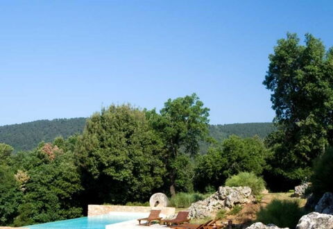 Villa Pipirelli: Albero, Piscina, Eco Hotel, Landscaping, Villa, Ricorrere, Hacienda, Agriturismo, Giochi D'Acqua