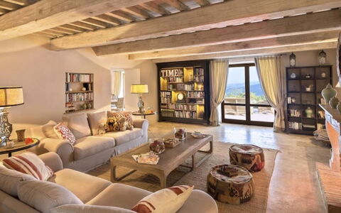 Villa Santa: Mobilia, Interior Design, Parete, Divano, Pavimentazione, Soggiorno, Soffitto, Camera, Casa, Pavimento