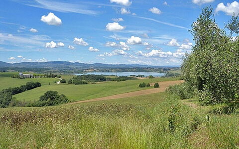 Casale Gioiello: Verde, Ambiente Naturale, Paesaggio Naturale, Pascolo, Collina, Plain, Ecoregione, Paesaggio, Nube