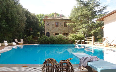 Villa Antonella: Piscina, Ricorrere, Terme, Mobili Da Esterno, Insediamento Umano, Estate, Eco Hotel, Hacienda, Villa, Hotel
