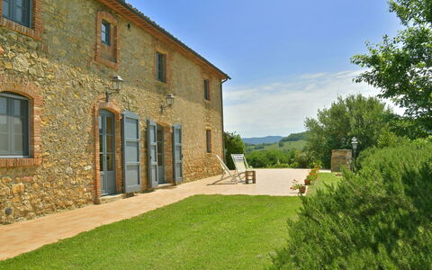 Villa Asia: Lotto, Agriturismo, Area Rurale, Villetta, Estate, Prato, Giardino, Prato, Landscaping, Muro ​​Di Pietra