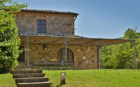 Villa Ginevra: Villetta, Estate, Agriturismo, Giardino, Prato, Cortile, Backyard, Muro ​​Di Pietra, Landscaping