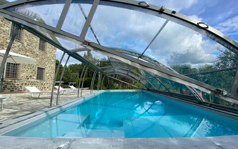 Villa Sarzana: Piscina, Shade, Eco Hotel, Illuminazione Diurna, Villa