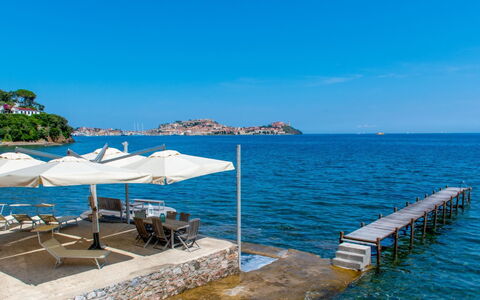 Terrazza Dell'Elba: Blu, Acqua, Corpo D'Acqua, Orizzonte, Costiera E Morfologie Oceanic, Costa, Mare, Lago, Oceano, Ricorrere