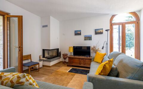 Poggio Padule: Mobilia, Interior Design, Pavimentazione, Pavimento, Parete, Legna, Divano, Camera, Soggiorno, Soffitto