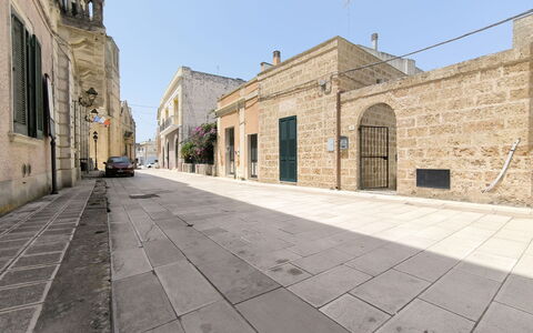 Morciano di Leuca 1: Manto Stradale, Pavimentazione, Strada, Strada, Marciapiede, Calcestruzzo, Flagstone, Cobblestone, Passerella, Vicolo