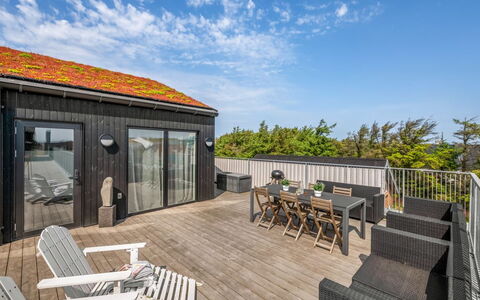 Kjeld - from the Sea: Cielo, Blu, Legna, Deck, Latifoglie, Plank, Pavimento In Legno, Shade, Boardwalk, Design