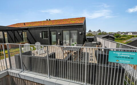 Kjeld - from the Sea: Legna, Architettura, Tetto, Urban Design, Materiale Composito, Deck, Pendenza, Balcone, Le Scale, Plank
