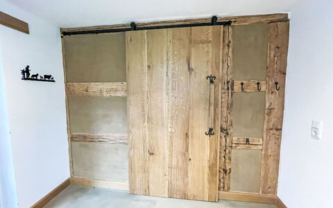 Glamping in der Orangerie: Legna, Latifoglie, Color Legno, Plank, Compensato, Materiali Naturali, Legname, Porta A Casa, Pavimento In Legno