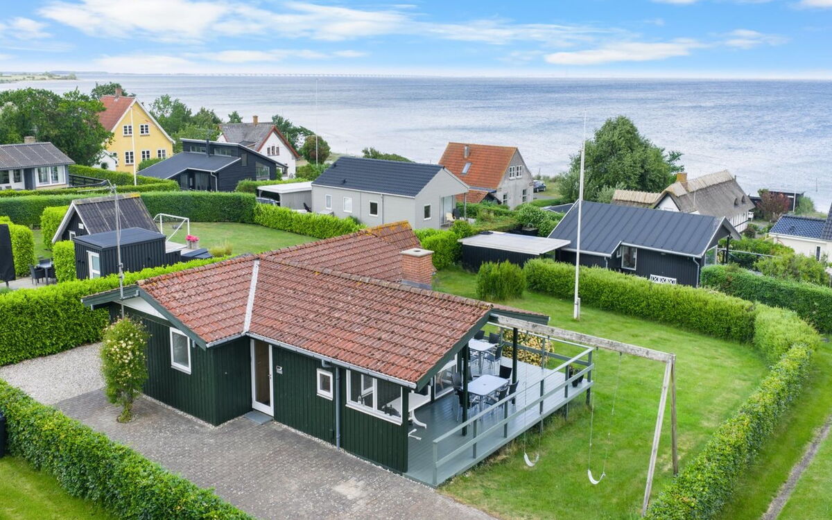 Slava - 75M from the Sea