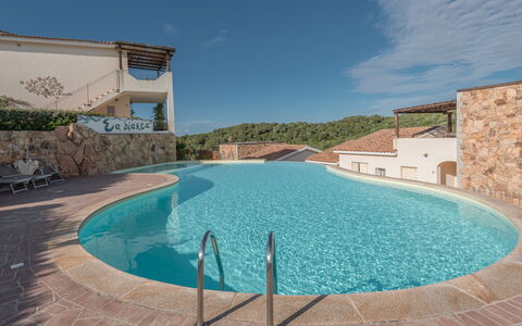 Baia Bianca Apartments Sardinia: Blu, Acqua, Piscina, Ricorrere, Eco Hotel, Hotel, Resort Citta ', Terme, Villa, Hacienda