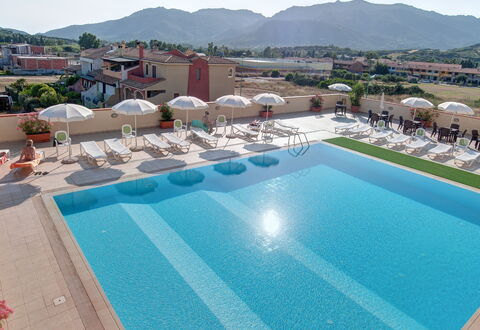 Le Fontane Apartments In Villasimius: Piscina, Ricorrere, Mobili Da Esterno, Terme, Lettino, Tempo Libero, Hotel, Ombrello, Resort Citta ', Località Balneare