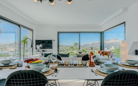 Leda: Mobilia, Interior Design, Sedia, Tavolo, Cucina & Sala Da Pranzo Tavolo, Soffitto, Lampada, Sala Da Pranzo, Pianta Della Casa, Ristorante