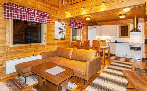 Villa Kunteus: Geografia Montane, Montagna, Collina, Catena Montuosa, Paesaggio Naturale, Highland, Valle, Hill Station, Cresta, Area Rurale