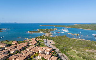 Golfo Aranci Apartments With Ac: Visione Globale, Costiera E Morfologie Oceanic, Costa, Fotografia Aerea, Mare, Oceano, Baia, Marina, Riva