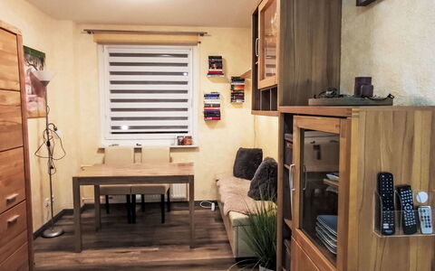Hahnenklee 604: Appartamento, Zona Residenziale, Condominio, Edificio Commerciale, Uso Misto, Parcheggio, Car Famiglia, Balcone, Brutalismo