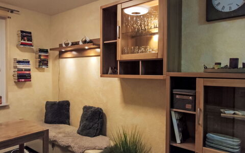 Hahnenklee 604: Appartamento, Zona Residenziale, Condominio, Edificio Commerciale, Uso Misto, Parcheggio, Car Famiglia, Balcone, Brutalismo