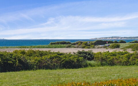 Gunwald - 230M from the Sea: Estate, Shade, Driveway, Agriturismo