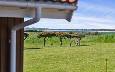 Gunwald - 230M from the Sea: Estate, Shade, Driveway, Agriturismo