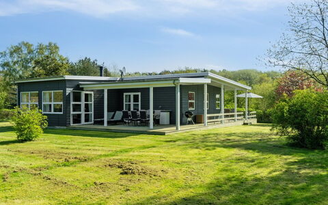 Matilde - 390M from the Sea: Tetto, Casa, Casa, Villetta, Raccordo, Estate, Driveway, Edifici Giardino, Cortile, Capannone
