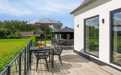 Imilie - 450M from the Sea