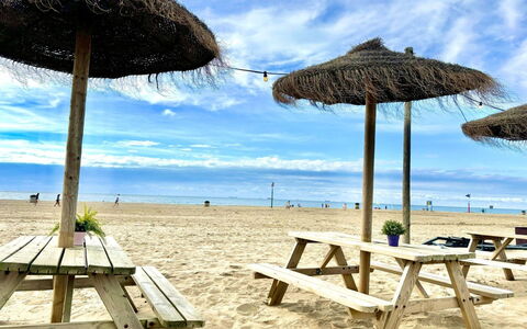 Kurhaus Residence: Spiaggia, Mobili Da Esterno, Sabbia, Shade, Riva, Costa, Mare, Tempo Libero, Oceano, Vacanza