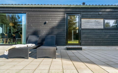 Elik - 500M from the Sea: Casa, Casa, Porta, Tetto, Villetta, Estate, Giardino, Shade, Raccordo, Cortile