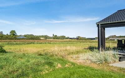 Elik - 500M from the Sea