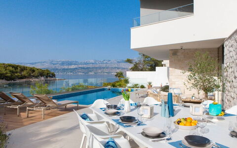 Zastup: Mobili Da Esterno, Ricorrere, Sedia, Mobilia, Piscina, Eco Hotel, Shade, Tavolo Esterno, Cucina & Sala Da Pranzo Tavolo, Hotel