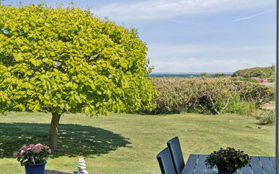 Sukie - 100M from the Sea