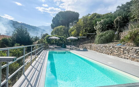 Molini di Prelà 42: Blu, Piscina, Materiale Composito, Tempo Libero, Ricorrere, Eco Hotel, Recinzione, Resort Citta ', Hotel