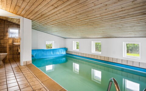 Nelina - 300M from the Sea: Piscina, Agriturismo, Estate, Villa, Ricorrere, Hacienda, Eco Hotel, Backyard