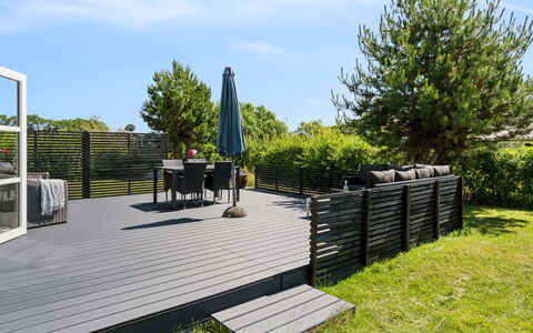 Janick - 150M from the Sea: Estate, Shade, Driveway, Agriturismo