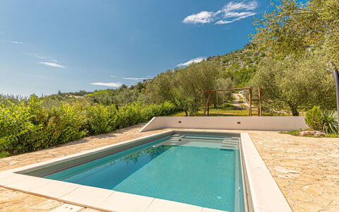 Okit: Casa, Casa, Villetta, Estate, Driveway, Balcone, Raccordo, Villa