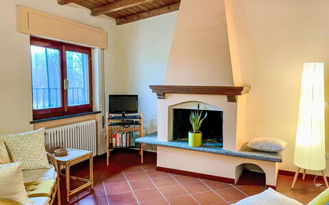 Tiglio: Casa, Casa, Villetta, Estate, Driveway, Balcone, Raccordo, Villa