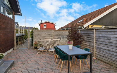 Berner - 40M from the Sea