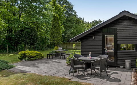 Reino - 30Km from the Sea: Casa, Villetta, Portico, Latifoglie, Raccordo, Deck, Shade, Plank, Estate, Edifici Giardino