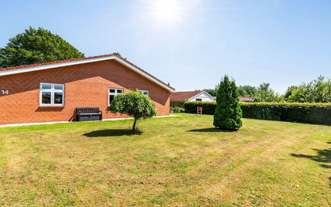 Kerttuli - 540M from the Sea: Appartamento, Condominio, Estate, Balcone, Villa, Hotel