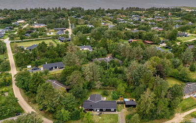 Tiina - 500M to the Fjord