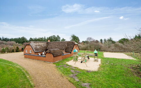 Aagot - 1.7Km from the Sea: Casa, Tetto, Casa, Villetta, Capannone, Edifici Giardino, Raccordo, Cortile, Log Cabin, Capanna