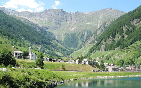 Madeski Apartment: Geografia Montane, Montagna, Natura, Paesaggio Naturale, Collina, Highland, Catena Montuosa, Paesaggio, Valle, Hill Station