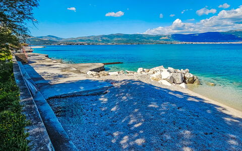 Robert: Blu, Acqua, Corpo D'Acqua, Costa, Costiera E Morfologie Oceanic, Orizzonte, Mare, Nube, Spiaggia, Riva
