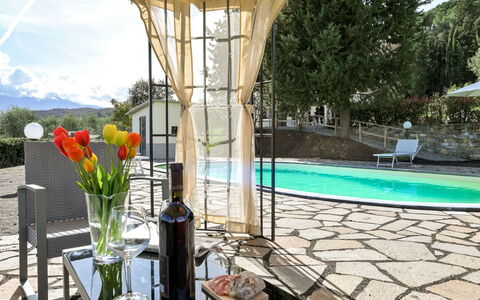 Il Cipresso: Mobilia, Piscina, Mobili Da Esterno, Sedia, Tavolo, Ricorrere, Shade, Tavolo Esterno, Cucina & Sala Da Pranzo Tavolo, Ombrello