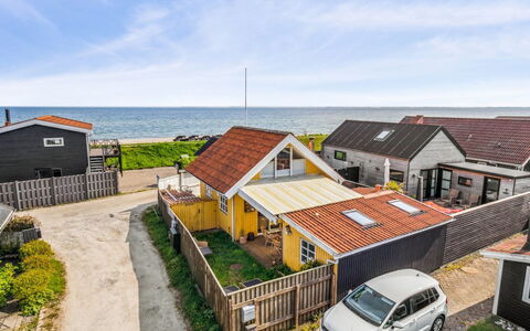 Asgerd - 20M from the Sea