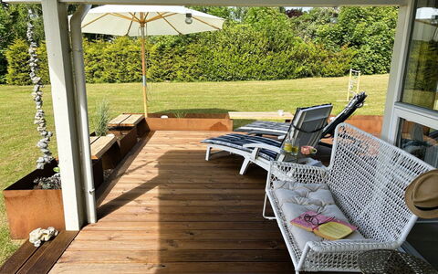 Sofus - 275M from the Sea: Estate, Shade, Driveway, Agriturismo