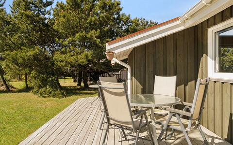 Suometar - 90M from the Sea: Erba, Pascolo, Lotto, Villetta, Area Rurale, Prato, Edifici Giardino, Giardino, Capannone