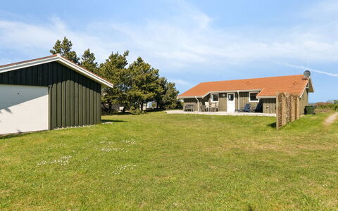 Suometar - 90M from the Sea: Erba, Pascolo, Lotto, Villetta, Area Rurale, Prato, Edifici Giardino, Giardino, Capannone