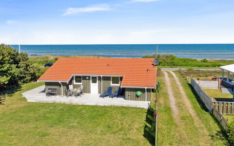 Suometar - 90M from the Sea: Erba, Pascolo, Lotto, Villetta, Area Rurale, Prato, Edifici Giardino, Giardino, Capannone