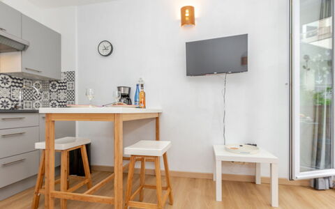 Balcons de la Rance: Zona Residenziale, Insediamento Umano, Appartamento, Condominio, Piscina, Ricorrere, Mobili Da Esterno, Hotel, Resort Citta ', Vacanza