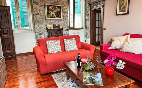 Casa Alfonso e Derna: Mobilia, Interior Design, Divano, Pavimentazione, Pavimento, Tavolo, Camera, Legna, Soggiorno, Cornice